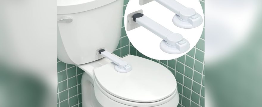 Toilet Seat With Lock